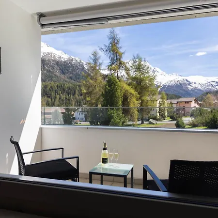 公寓 Alpenblick-apartment Mit Pool & Sauna 圣莫里茨