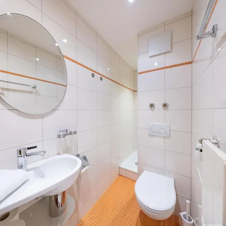 公寓 Alpenblick-apartment Mit Pool & Sauna